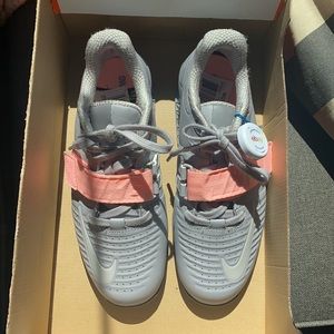 New Nike Romaleos 3 XD Size 6.5 men or 8 women